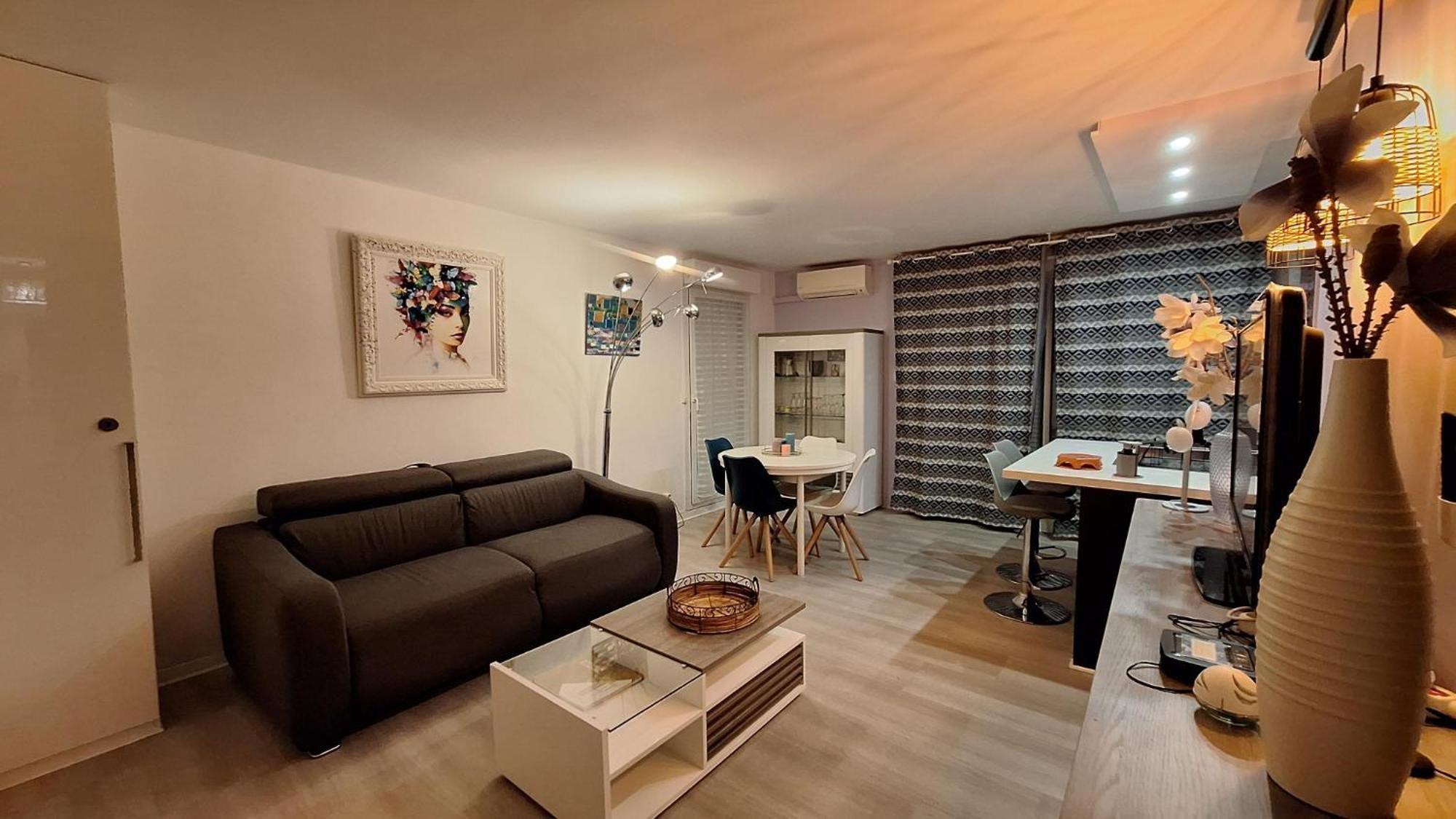 Charmant Appartement Residentiel Avec Terrasse, Jardin Privatif Et Piscine A Cannes קאן מראה חיצוני תמונה